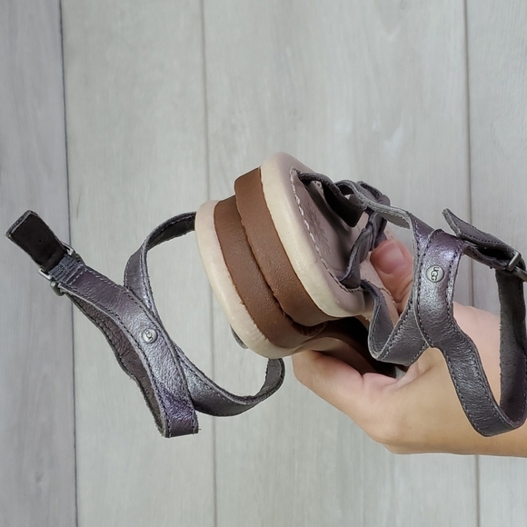 Ugg Women Ankle Leather T Strap Comfort Sandals shoes sz 6 - Picture 5 of 11